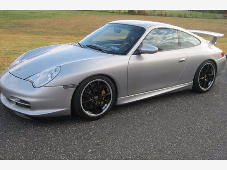 Thumbnail Photo undefined for 2004 Porsche 911